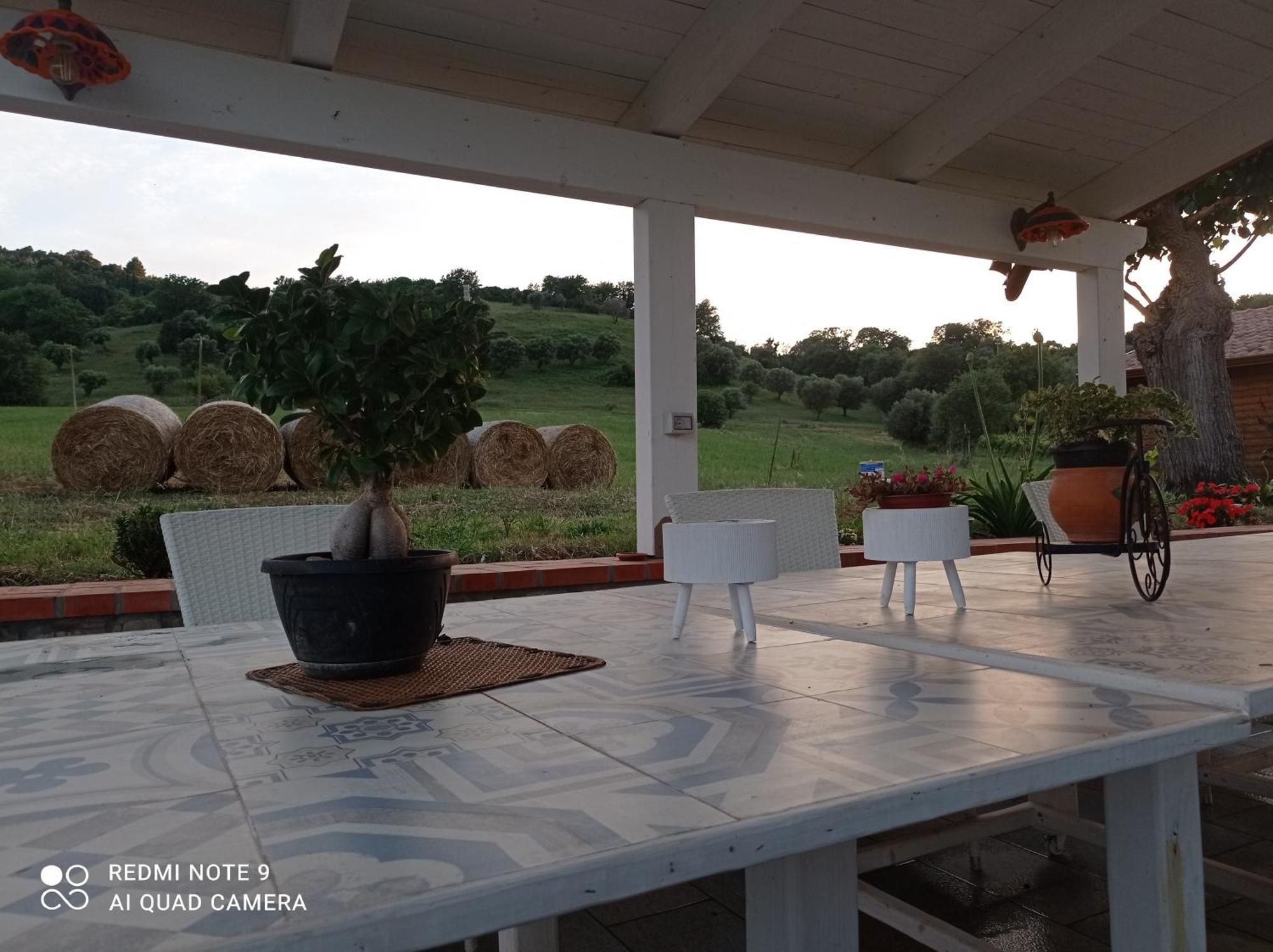 Lux Vera B & B อากรอโปลี ภายนอก รูปภาพ